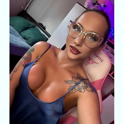 Eva �������������� ������� ������������ �������� ���� ��� � ��������